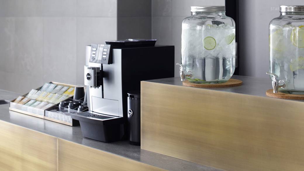 フリードリンクスペース / 2