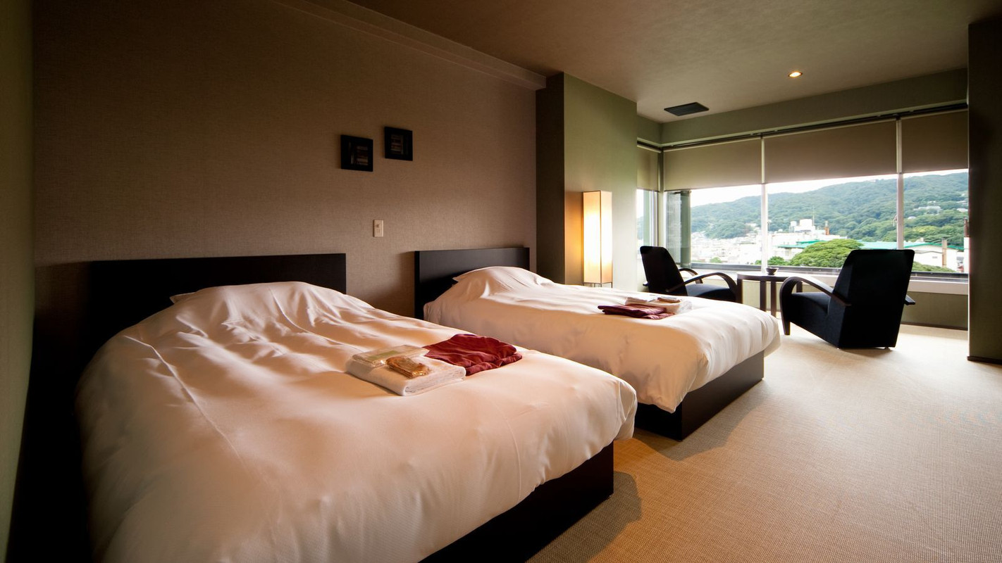 コーナーツインルーム