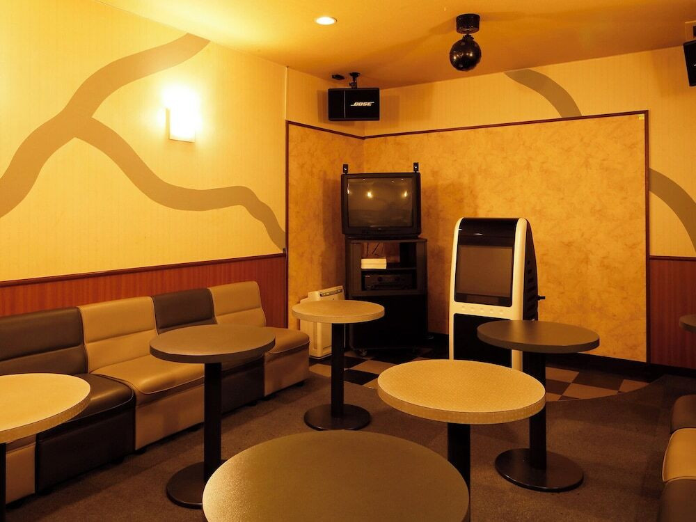 カラオケ ルーム