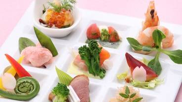 食事・飲み物 / 3