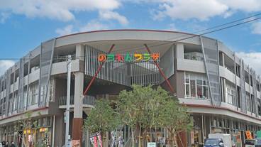 ショッピングモール / 1