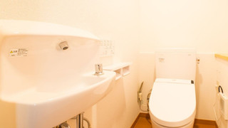 共同ドミトリー