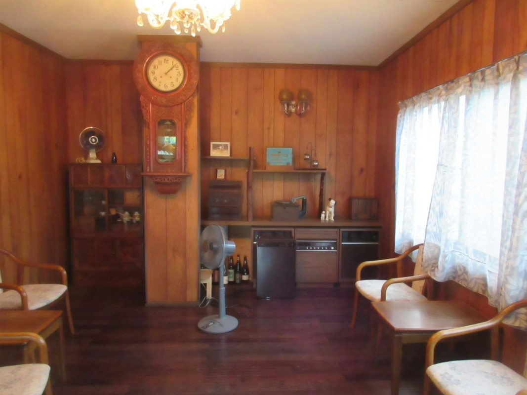 旧館にはレトロな調度品がいっぱい