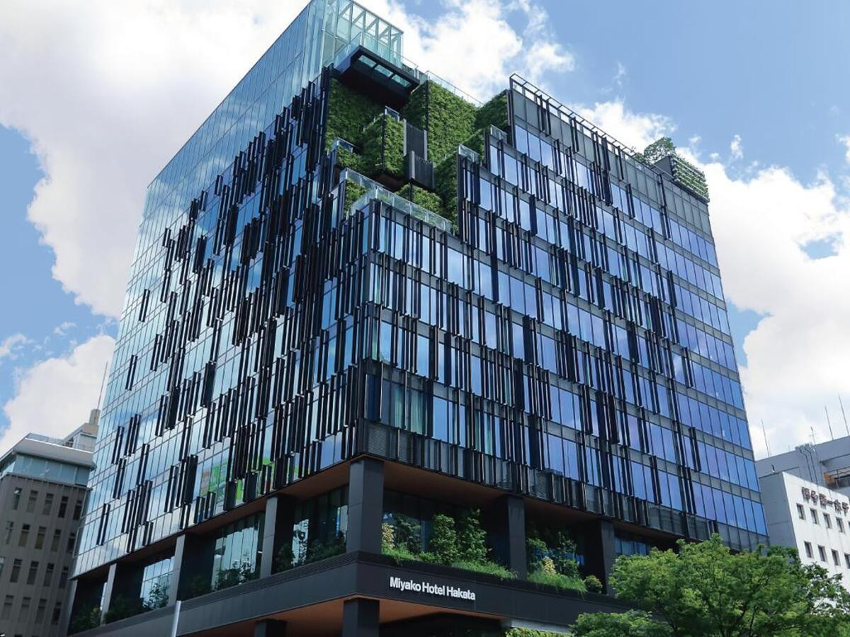 博多の街を見下ろせる、パノラマビューのレストランで優雅な朝食を3759136