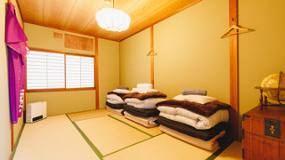 トリプル 和室 禁煙 (この部屋は廊下とふすまで仕切られています。防音扉ではないため、音が気になることがあります)