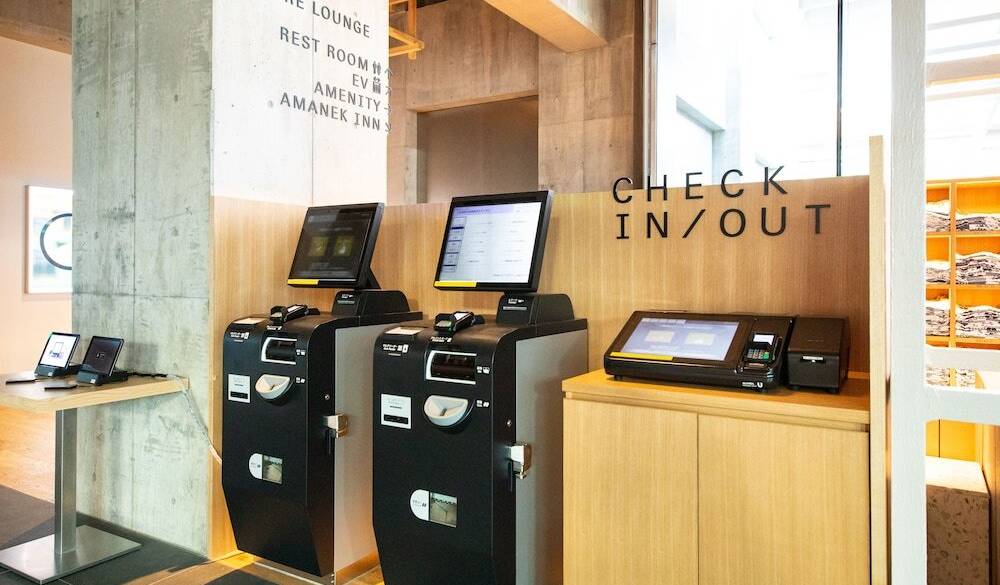 自動チェックイン／アウト機 / 3