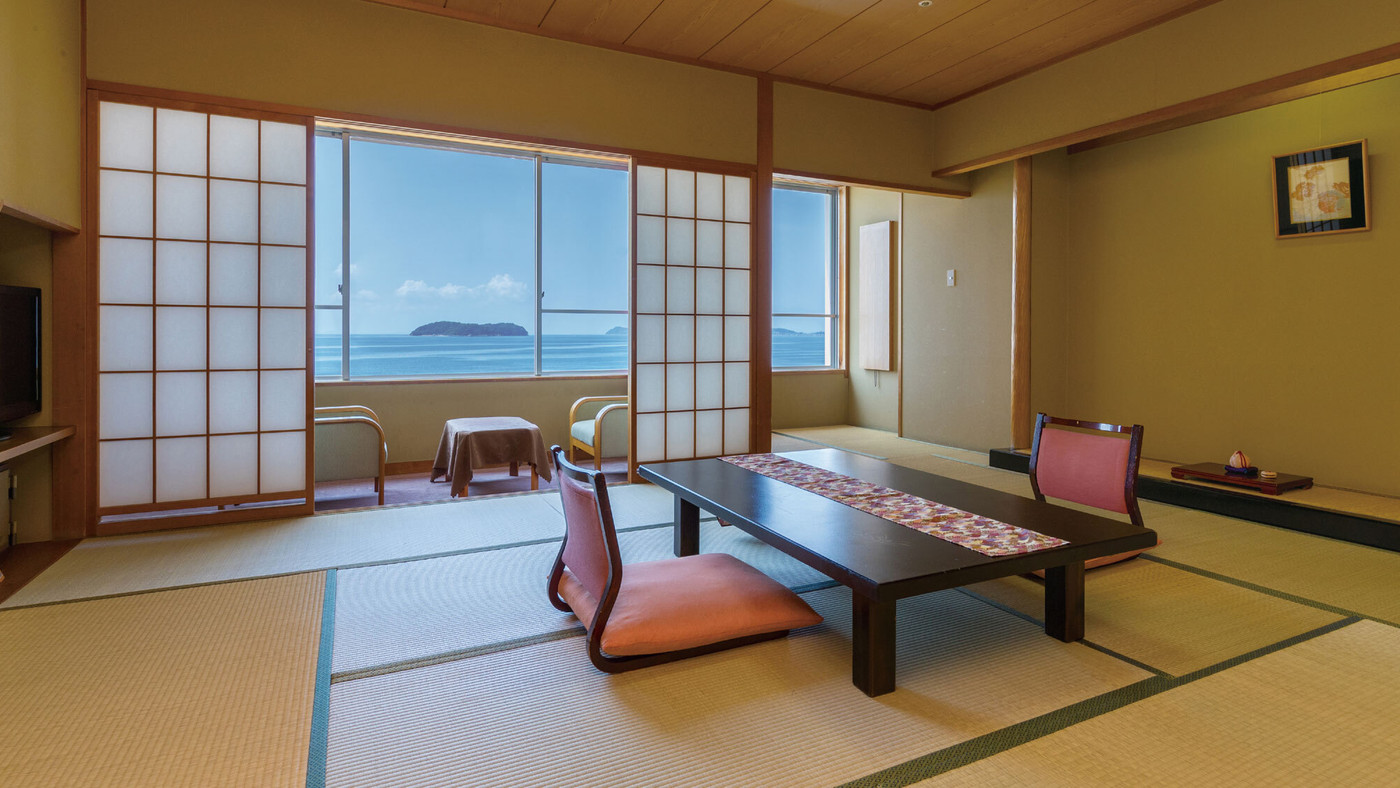 大パノラマのオーシャンビューと地元食材の和定食4011107