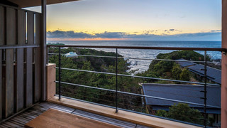 暁の抄 最上階 ツインルーム【露天風呂付/海側】禁煙