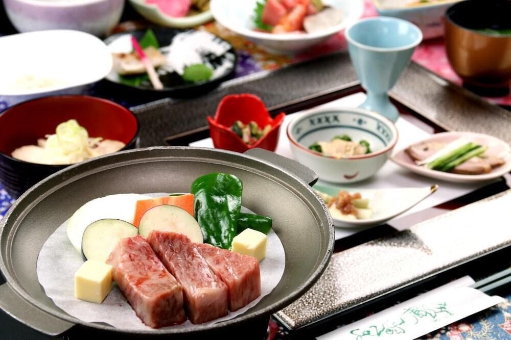レストラン