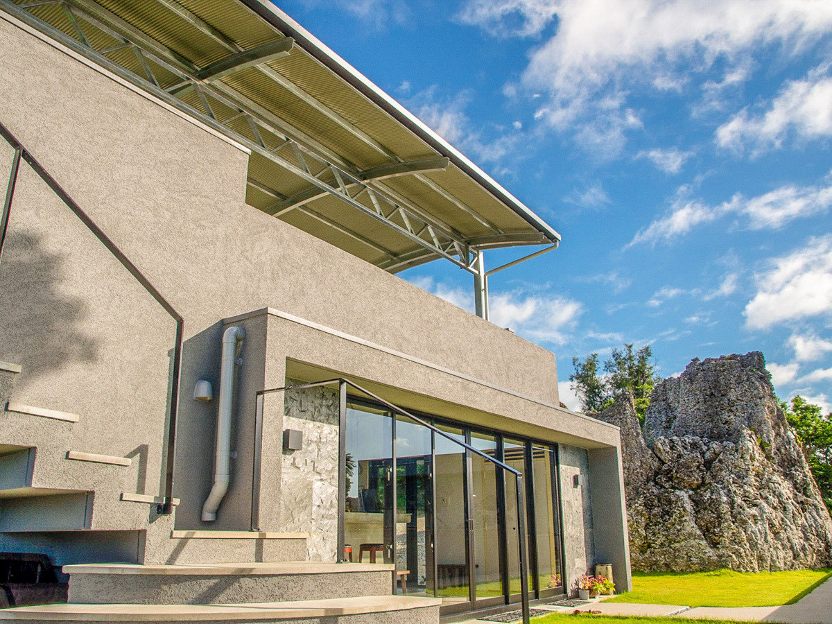 1日3組限定！高台に建つ全室インフィニティプール付きヴィラ4050989