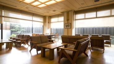 ロビー応接スペース / 3