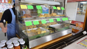 「中本鮮魚店」内観 40730 