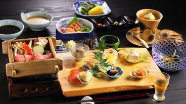 食事・飲み物 / 1