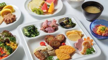 朝食ビュッフェ / 24