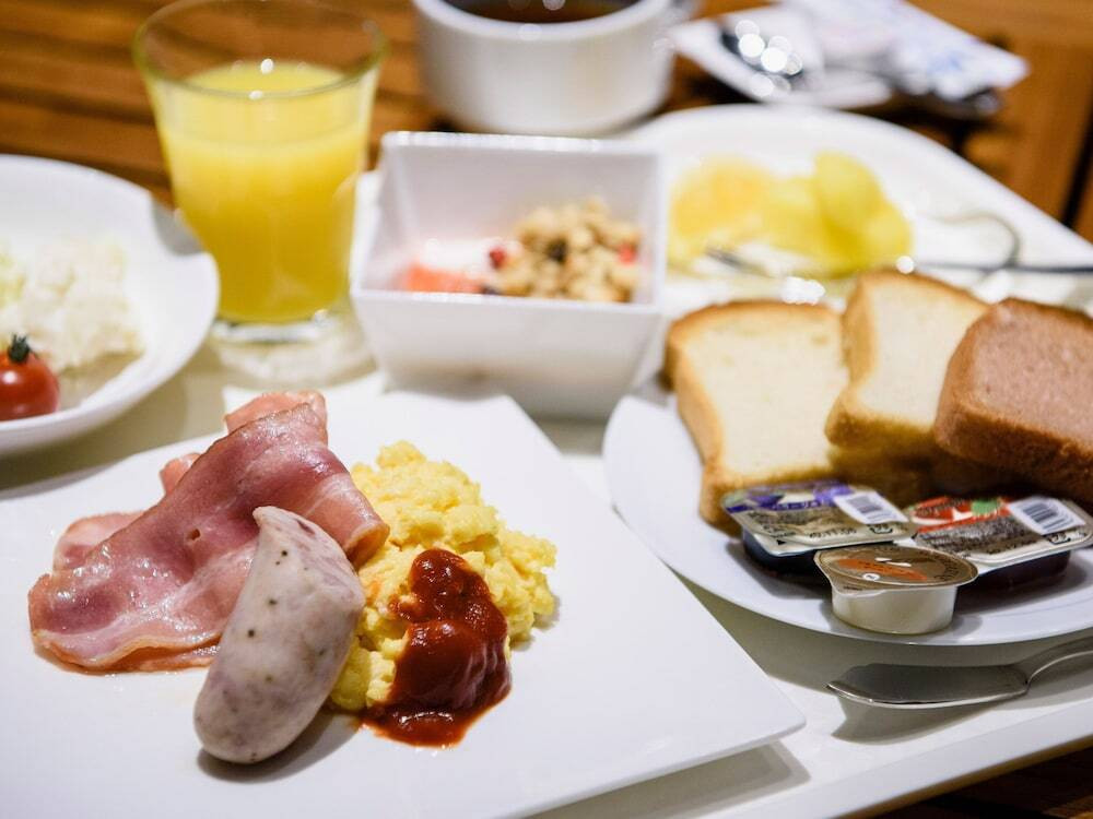 朝食