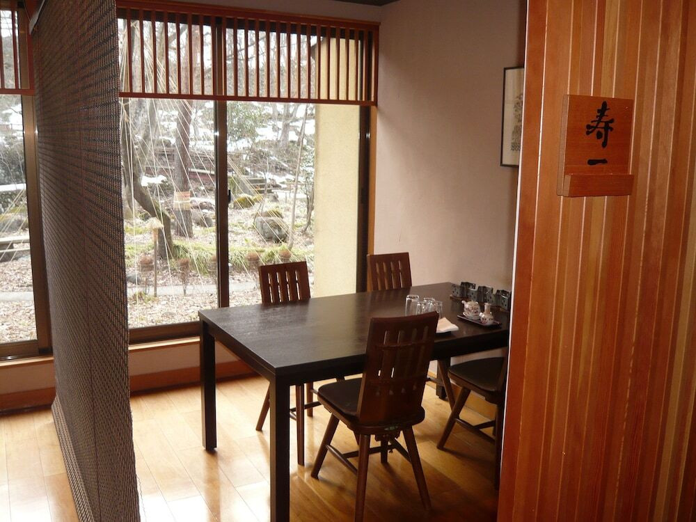 レストラン