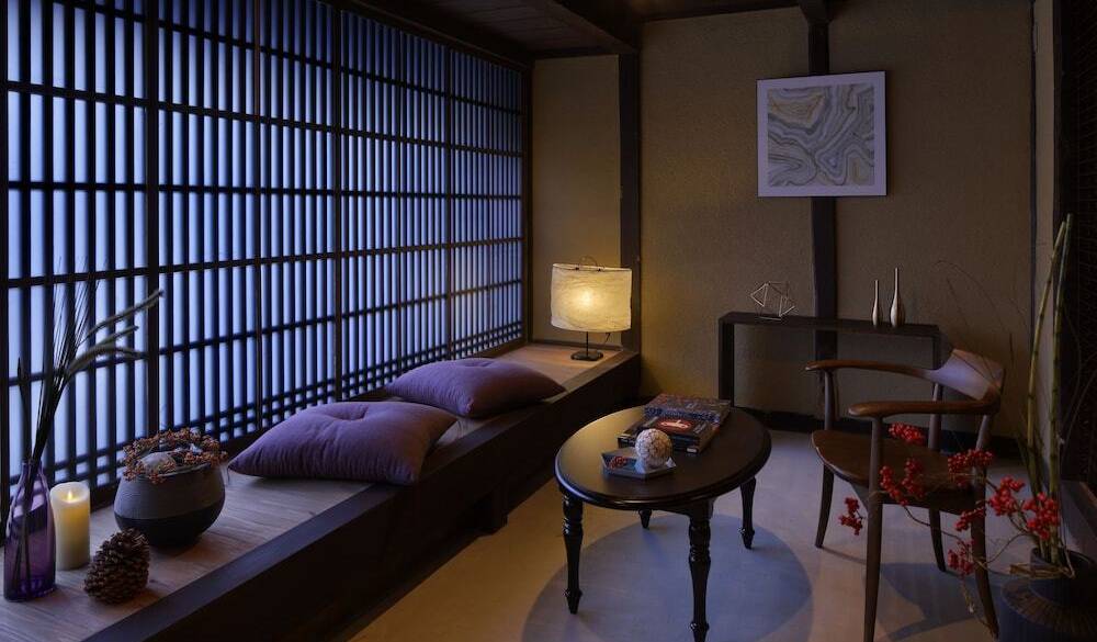 客室のリビング例 / 4