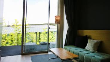 リビング エリア / 8