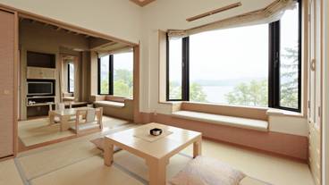 湖側 グループ客室 / 8