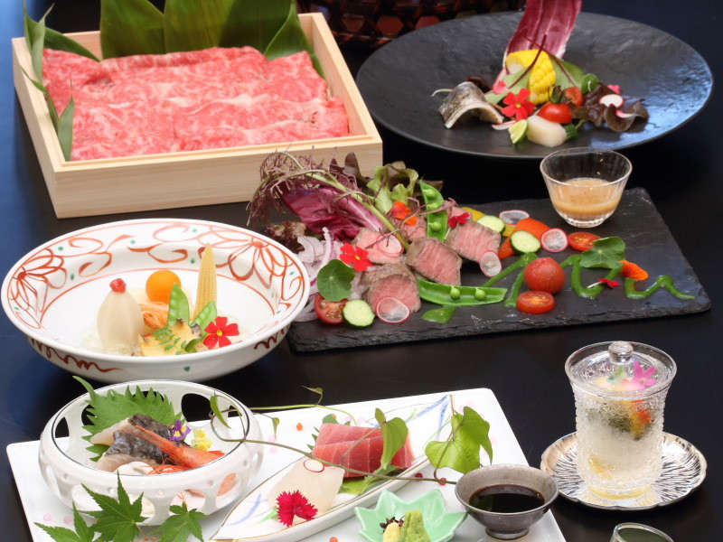 温泉かけ流しの一軒宿でほっこりステイ3562014