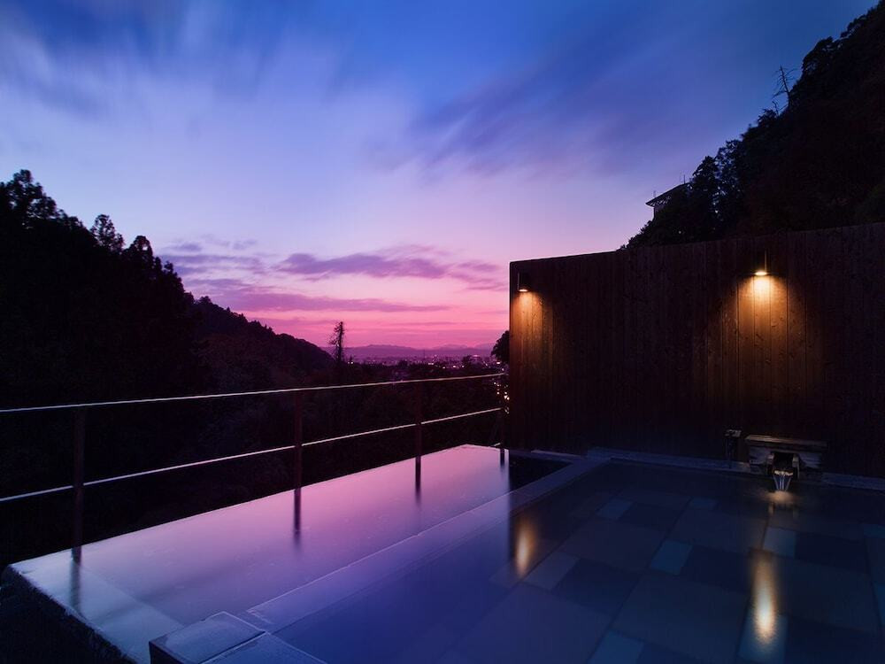 4.旅館に愛犬と宿泊♪多彩な貸切風呂がうれしい「庄助の宿 瀧の湯」3965486