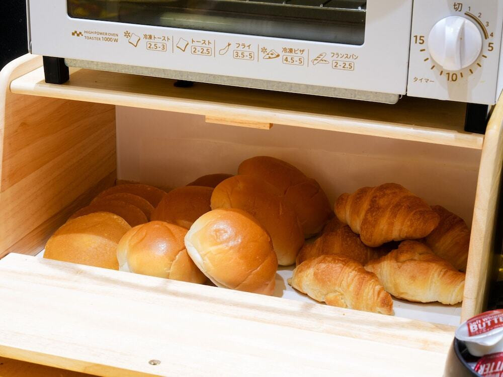 朝食