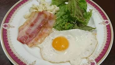 食事・飲み物 / 1