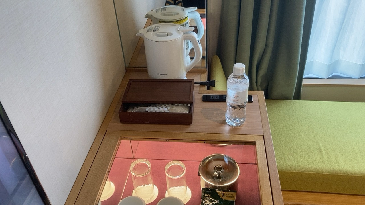 お茶、ポット等