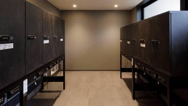 バゲッジスペース・ロッカー / 6