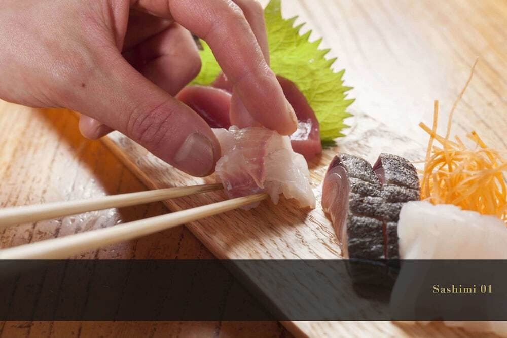 露天風呂から海まで手がとどきそうな距離感がたまらない3482070