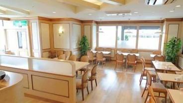 フード コート / 3