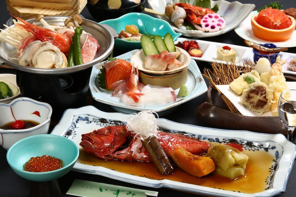 旅館のお食事処