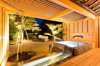 足湯＆庭園付きのステキな客室風呂3636575