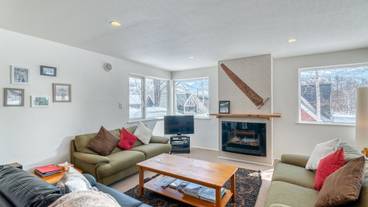 リビング エリア / 5