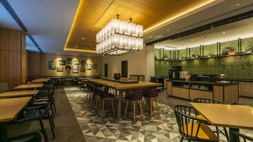 朝食スペース / 12