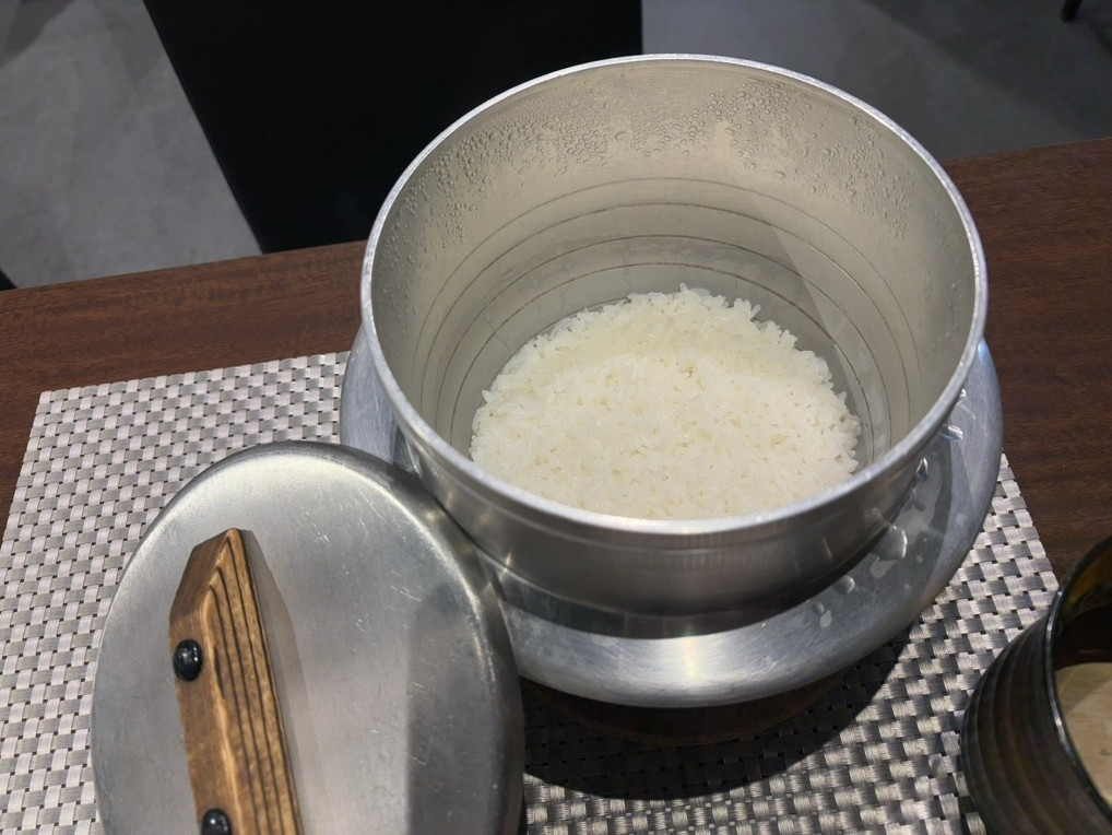 朝食釜炊きご飯