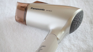 ツインルーム　セミダブルサイズベッド 2 台　北向　禁煙