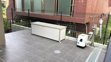 内部エントランス / 2