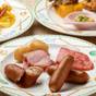 【一泊朝食付き】＜バイキング＞赤白二色の温泉＆朝食は世界各国のお料理バイキングを満喫！（007） | 層雲峡温泉 朝陽リゾートホテル