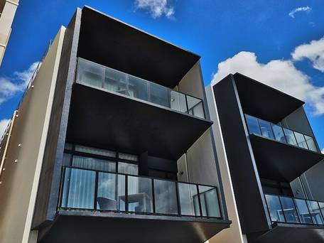 Condominium NOOSA / 3