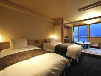 2．ホテル清風園3435063