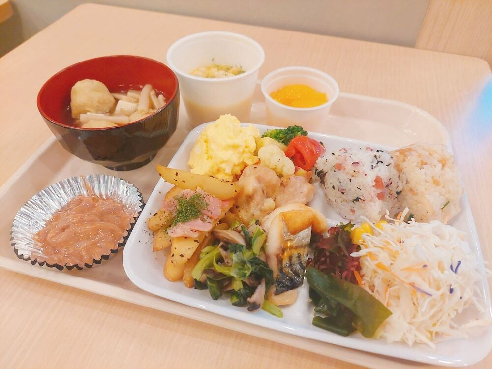 朝食