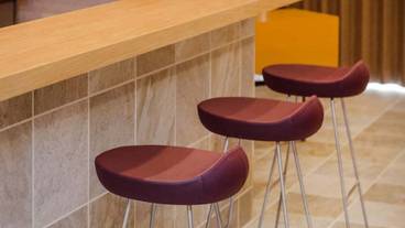 客室内のダイニングエリア / 25