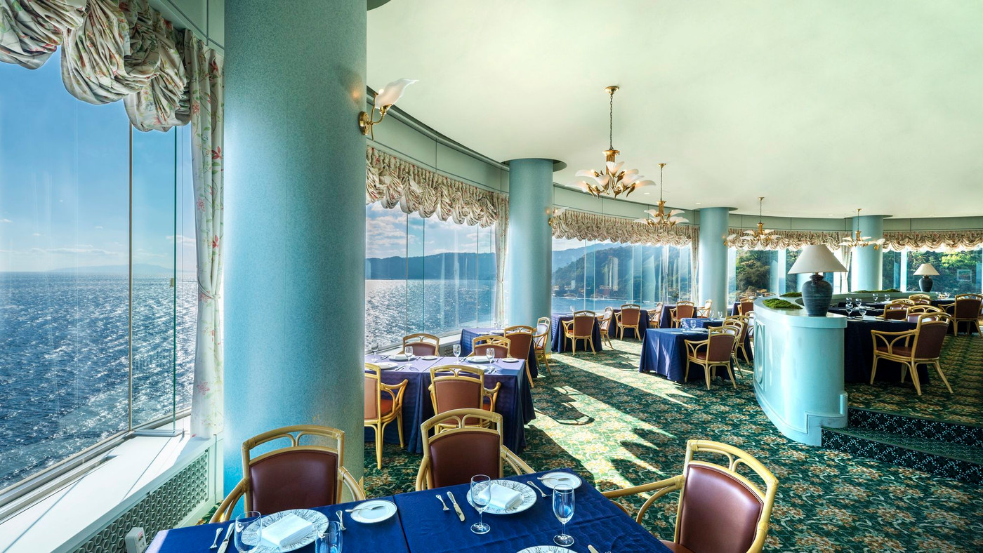 180度オーシャンビューのラウンジがおしゃれ♡海を眺めながらうっとり4003119