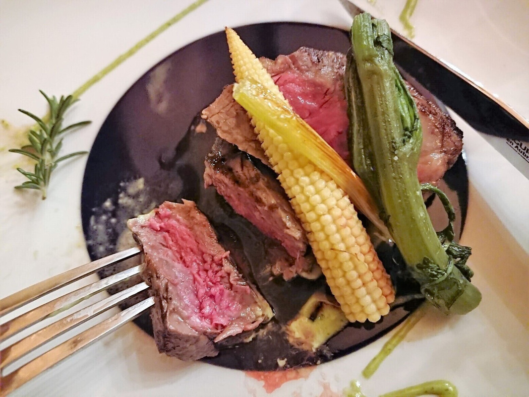 リアス・バイ・ココチャ 料理①