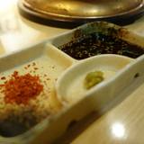 炭火鶏焼肉 しんざん（スミビトリヤキニクシンザン）