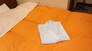 ツインルーム シングルベッド 2 台 禁煙