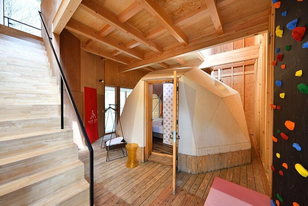 ドームテントタイプでボルダリング4248396