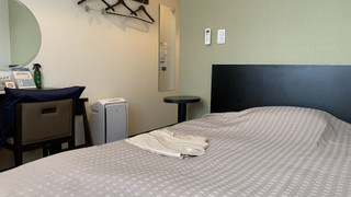 プレミアダブルルーム 禁煙 (ユニットバス付)