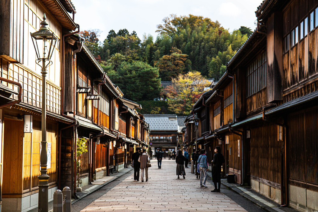 一人旅をする女性